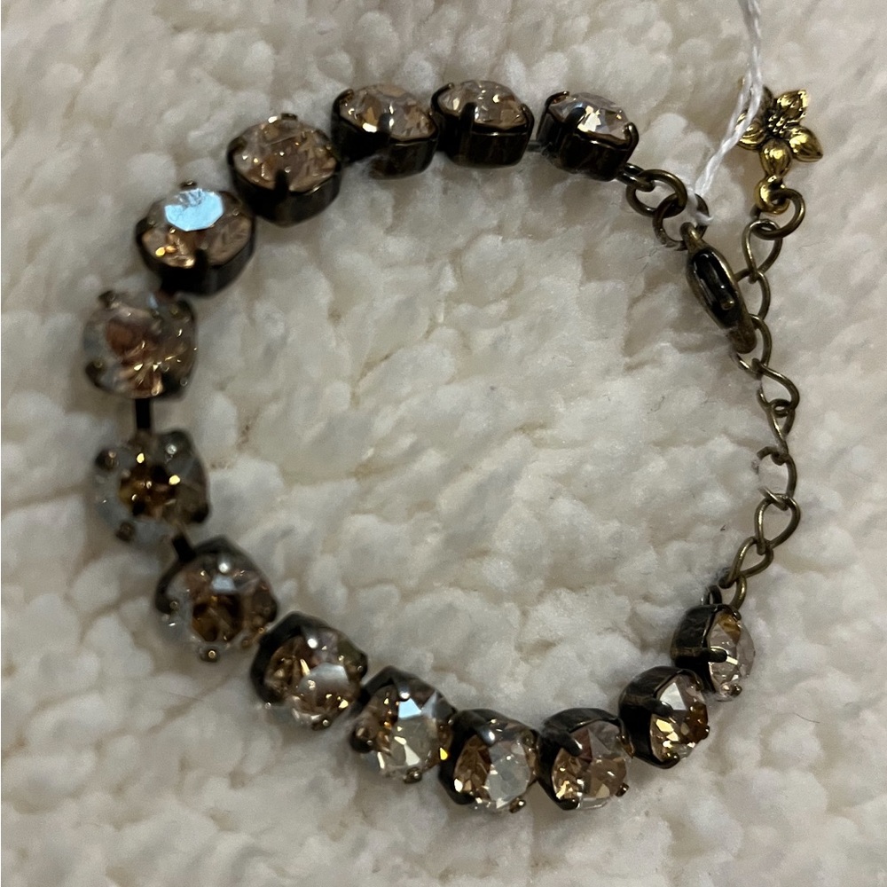 SWAROVSKI CRYSTAL GOLD SHADOW HANDCRAFTED BRACELET IN GOLD STONES NWT!